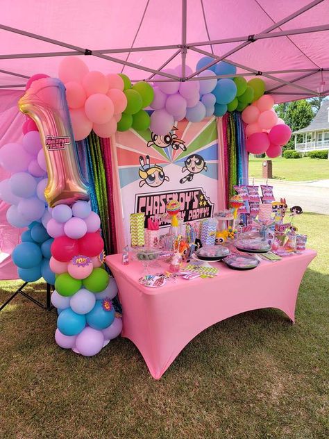 Powerpuff Girl Party Ideas, Powerpuff Girls Decorations, Powerpuff Girls Birthday, Girls Birthday Party Ideas, Girls Tent, Bubble Birthday Parties, 18th Birthday Party Themes, Tent Party, Bubble Birthday