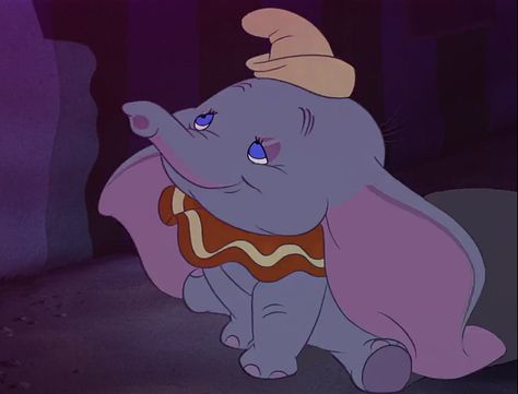 *DUMBO, 1941 Disney Friendship Quotes, Dumbo 1941, Dumbo Movie, Cute Disney Characters, Mickey Mouse Club, Walt Disney Animation, An Elephant, Big Hero, Classic Disney