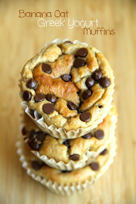 Oat Greek Yogurt Muffins, Banana Greek Yogurt, Greek Yogurt Muffins, Yogurt Muffins, Banana Oat Muffins, Banana Oat, Banana Healthy, Healthy Sweets Recipes, Healthy Muffins