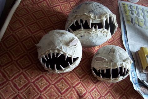 Sculpey Halloween, Monster Pumpkin, Casa Halloween, Adornos Halloween, Fly Trap, Fly Traps, Halloween Yard, Fimo Clay, Halloween Inspiration