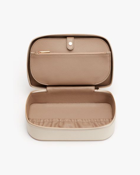 Travel Beauty Case | Cuyana Leather Travel Accessories, Customizable Storage, Beauty Brushes, Travel Bag Organization, Leather Industry, Beauty Case, Leather Wear, Luxurious Design, Toiletry Bag Travel