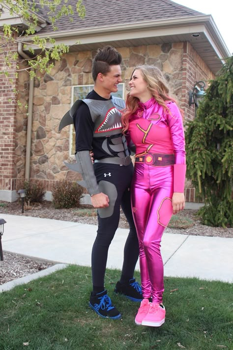 Shark Boy and Lava Girl superhero DIY costume! Diy Superhero Costume, Lava Girl, Meme Costume, Shark Boy, Popular Halloween Costumes, Halloween Coustumes, Diy Kostüm, Homemade Halloween Costumes, Holloween Costume