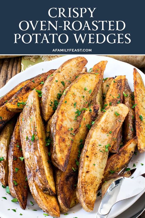 Crispy Oven-Roasted Potato Wedges Roasted Potato Recipes Oven, Roasted Potatoes Russet, Oven Fried Potatoes, Russet Potato Recipes, Crispy Potato Wedges, Roasted Potato Wedges, Potato Wedges Recipe, Potatoes In Oven, Potato Wedges Baked