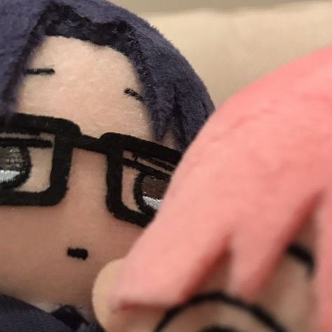 wotakoi anime love matching icon narumi and hirotaka plushie icon cute aesthetic pfp plush toy Narumi X Hirotaka, Plush Icon, Cute Profile, Duos Icons, A Silent Voice, Cute Profile Pictures, Matching Icons