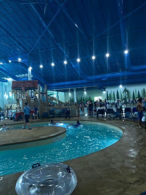 Indoor Waterpark Aesthetic, Great Wolf Lodge Birthday, Great Wolf Lodge Tips, Great Wolf Lodge Georgia, Great Wolf Lodge Anaheim, Wolf Lodge, Great Wolf Lodge, Fake Pictures, Summer Bucket Lists