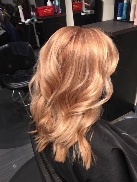 Red Blonde Hair, Gold Hair Colors, Strawberry Blonde Hair Color, Hair Color Rose Gold, Ginger Hair Color, Balayage Blonde, Strawberry Blonde Hair, Trendy Hair Color, Rose Gold Hair