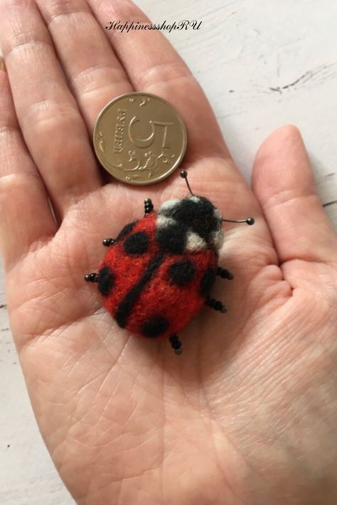 Needle Felted Ladybug, Ladybug Brooch, Ladybug Jewelry, Bug Brooch, Spring Jewelry, Summer Jewelry, Flower Brooch