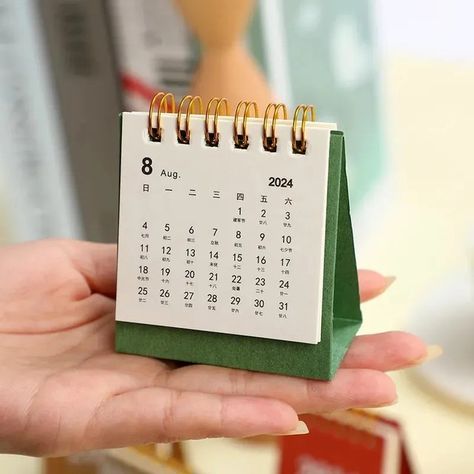 Desk calendar cover