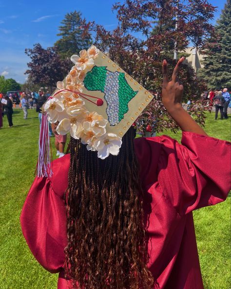 Graduation Braids With Cap, Grad Cap With Braids, Loc Style For Graduation Cap, Braids Graduation Cap, Braids For Graduation Cap, Nigerian Graduation Caps, African Graduation Cap, Graduation Cap Black Women, Braids With Graduation Cap