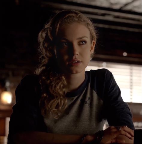 Liv Parker, Penelope Mitchell, Olivia Parker, Mystic Falls, Vampire Diaries The Originals, Face Claims, Vampire Diaries, Girl Power, Movies And Tv Shows