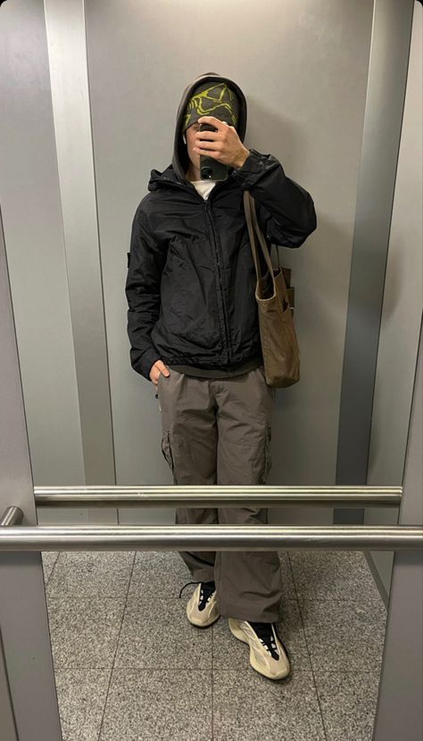 Arcteryx + Yeezy 700 Azael Outfit #yeezy #arcteryx #outfitinspo #inspo Yeezy 700 V3 Copper Fade Outfit, Yeezy 700 Outfit Men, Yeezy 700 V3 Outfit, Yeezy 700 Outfit Women, Yeezy 700 Outfit, Streetwear Fashion Outfits, Yeezy Sneakers, Yeezy 700, Brown Outfit