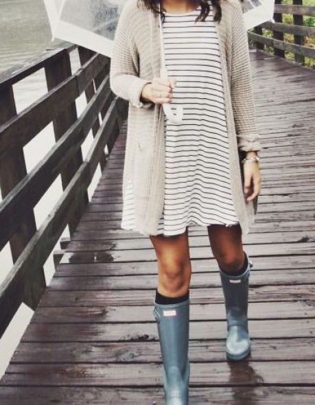 storage Rainy Day Outfit For Work, Rainy Day Fashion, Boating Outfit, Winter Leggings, Outfit Jeans, Outfit Trends, Summer Dress Outfits, Rainy Day Outfit, Day Outfit