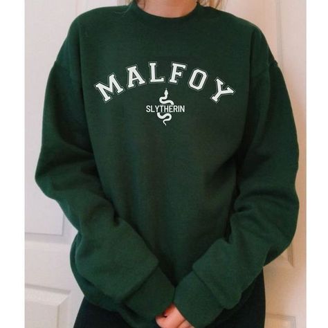 Slytherin Sweater, Slytherin Clothes, Slytherin Outfit, Slytherin Fashion, Stile Harry Potter, Hogwarts Outfits, Draco Malfoy Aesthetic, Images Harry Potter, Slytherin Aesthetic