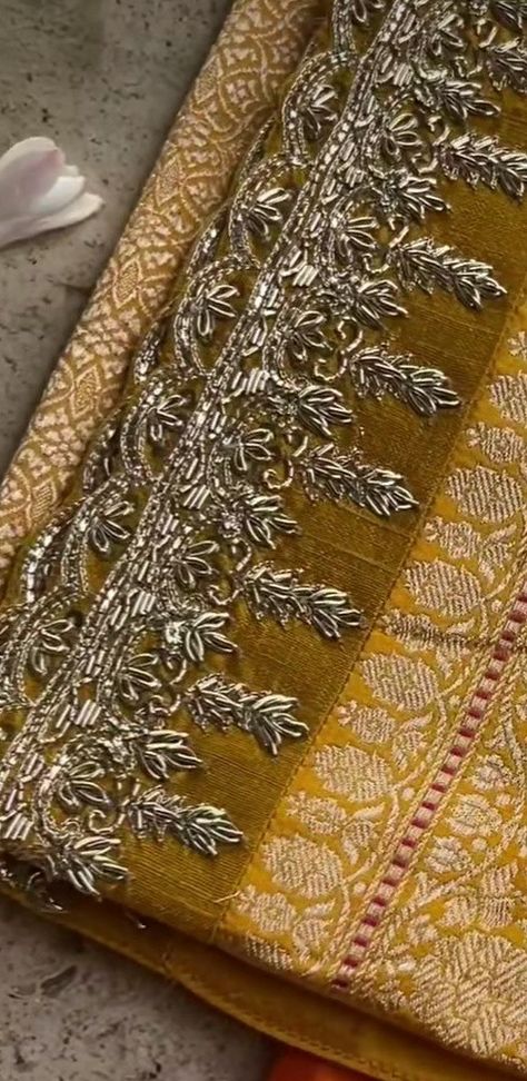 Zardosi Embroidery Motif, Zardozi Embroidery Designs, Zardosi Border, Saree Border Embroidery, Zardozi Border, Fancy Dress Patterns, Blouses Work, Dress Designs For Stitching, Zardosi Embroidery