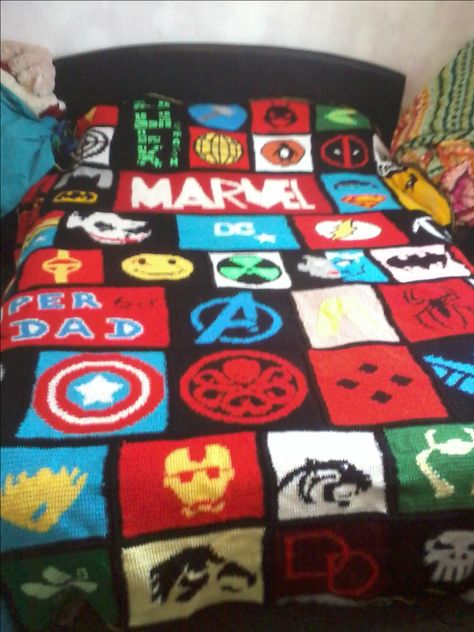 Crochet Movie Blanket, Marvel Crochet Blanket, Marvel Blanket, Crochet Marvel, Marvel Crochet, Superhero Pillow, C2c Crochet Blanket, Medieval Party, Yarn Creations