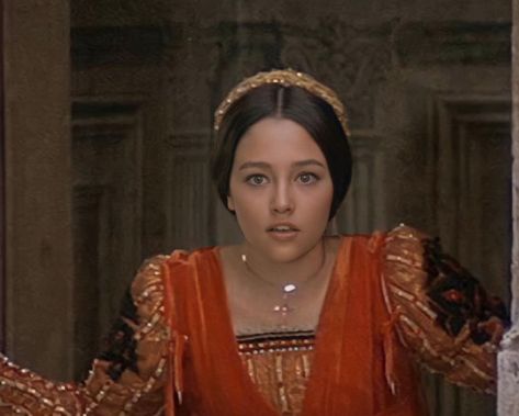 @mollyyhiggins • Instagram photos and videos Romeo And Juliet 1968, Zeffirelli Romeo And Juliet, Juliet 1968, Juliet Movie, Leonard Whiting, Juliet Capulet, Les Miserables 2012, A Young Doctor's Notebook, Olivia Hussey