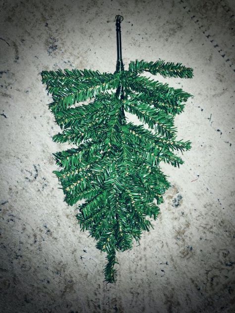 DIY Dollar Tree Rustic Bell Swag - Craftsy Soul Dollar Tree Christmas Tree Swag, Diy Christmas Swag How To Make, Christmas Swags Ideas, Sweet Gum Tree Crafts, Dollar Tree Christmas Trees, Church Fellowship Hall, Diy Swag, Christmas Project Ideas, Primitive Christmas Crafts