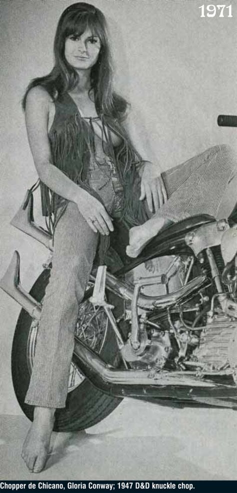 biker girls from the 70's | Vintage Biker Babes : easyriders girls of 70's : 1971 - Chopper de ... Vartan Sylvie, Old School Chopper, Sylvie Vartan, Biker Quotes, Biker Aesthetic, Motorcycle Culture, Biker Outfit, Vintage Woman, Lady Riders