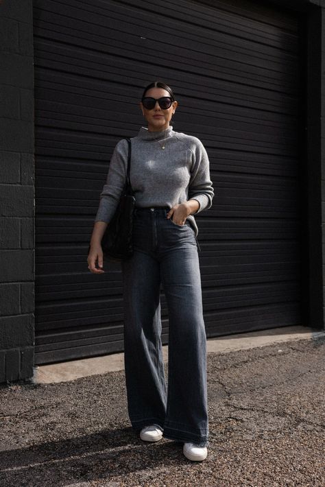 Denim Winter Outfit, Wide Jeans Outfit, Grey Jeans Outfit, Wide Leg Outfit, Grey Sweater Outfit, Kendi Everyday, Wide Leg Jeans Outfit, Jeans Outfit Winter, Monochromatic Outfit