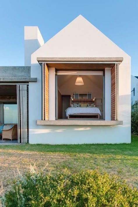 Modern Cape Dutch, Sicilian House, Beach Houses Architecture, Cottage Extension, Cape Dutch, Compact House, Airbnb Design, Coastal Contemporary, White Building