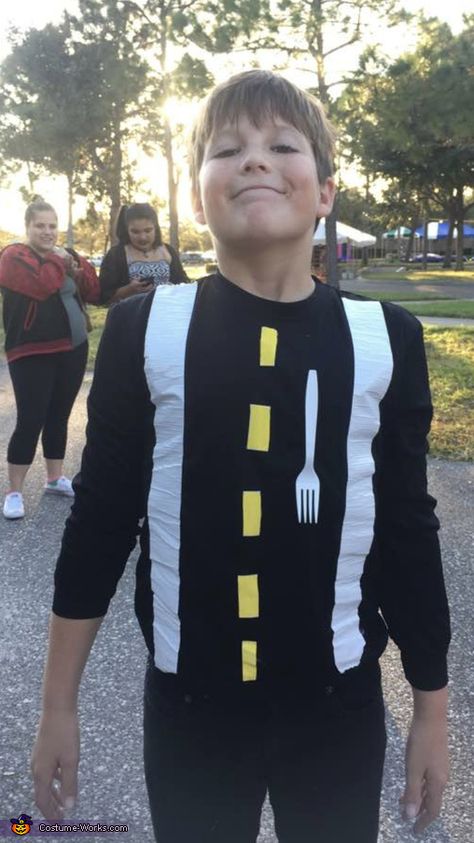 Fork in the Road Costume - 2018 Halloween Costume Contest Fork In The Road Costume, Road Costume, Kid Costumes, Middle School Boys, Fork In The Road, Road Kids, Costume Works, Homemade Halloween Costumes, Daycare Activities