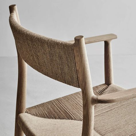 David Thulstrup, Modern Leather Chair, Vintage Furniture Design, Chair Design Wooden, Modern Vintage Furniture, Furniture Details, Furniture Inspiration, Wooden Chair, Handmade Furniture