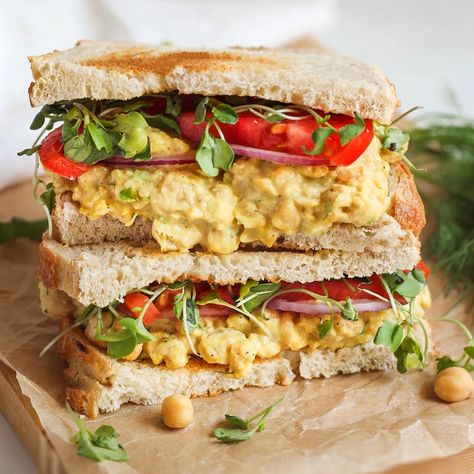 Chickpea Salad Sandwich - It's All Good Vegan Garlic Chickpeas, Chickpea Sandwich, Gluten Free Substitutes, Chickpea Salad Sandwich, Healthy Vegan Dinner, Primal Kitchen, Vegan Sandwich, Salad Sandwich, Chickpea Salad