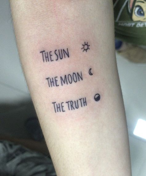 Sun Moon Truth Tattoo, Mini Wolf Tattoo, Teen Wolf Tattoo Ideas, Teen Wolf Tattoo, Teen Tattoos, Fandom Tattoos, Simple Line Tattoo, Small Wolf Tattoo, Teen Wolf Funny