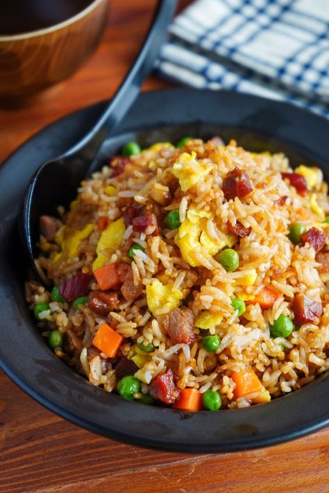 Yang Chow Fried Rice, Fried Rice Recipe Video, Best Fried Rice Recipe, Fry Rice, Chinese Breakfast, Traditional Chinese Food, Not Nice, Nice Food, European Cuisine