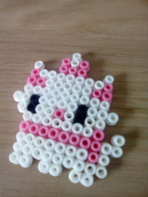 Peeler Bead Ideas Mini, Pyssla Ideas Aesthetic, Melty Bead Designs, Hamma Beads Ideas, Easy Perler Bead Patterns, Melty Bead Patterns, Pearl Beads Pattern, Easy Perler Beads Ideas, Diy Bead Embroidery