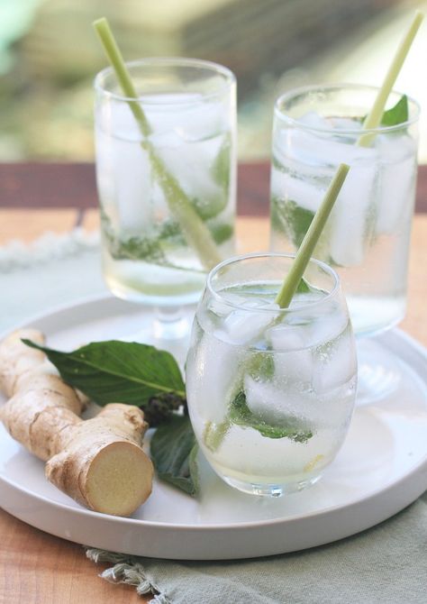 Girl Cooking, Thai Basil, Milk Shakes, Adult Drinks, Non Alcoholic Drinks, Refreshing Drinks, Non Alcoholic, Food Recipe, Cocktail Drinks