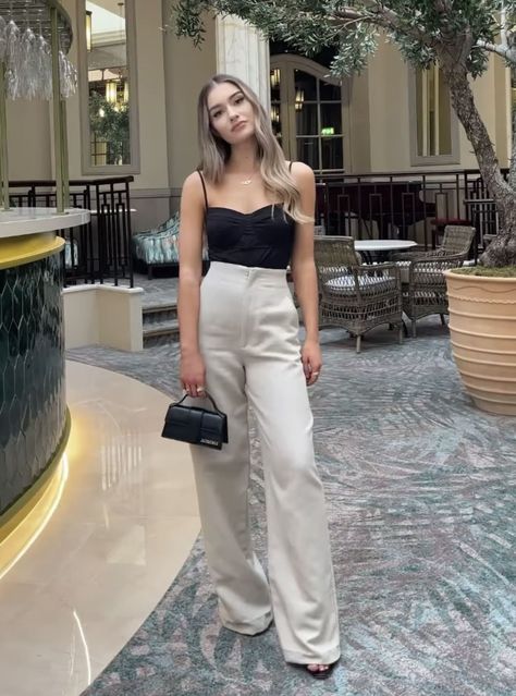 4d6e4749289c4ec58c0063a90deb3964desc52228500ri Office Birthday Outfit, Birthday Casual Outfits Summer, Dressy Trouser Outfits, Birthday Office Outfit, Trousers Outfit Dressy, Old Money Outfits Summer Dress, Birthday Ootd Ideas, Summer Semi Formal Outfits, Elegant Birthday Outfit