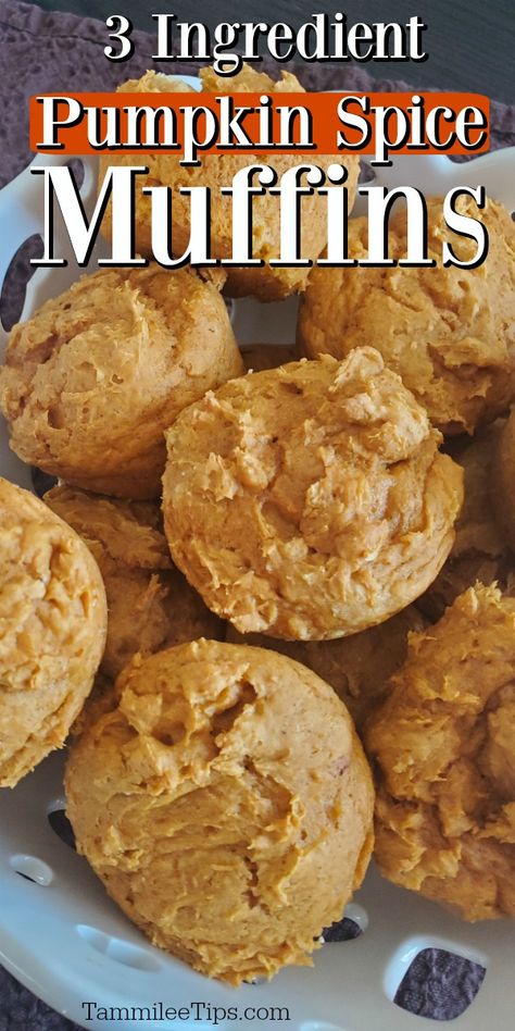 Delicious easy to make 3 ingredient pumpkin spice muffins made with a yellow cake mix! You won’t believe how easy these are to make. Pumpkin Cake Mix Muffins, Spice Muffins Recipe, Easy Pumpkin Spice Muffins, 3 Ingredient Pumpkin, Pumpkin Cake Mix, Mini Pumpkin Muffins, Yellow Cake Mix Recipes, Cake Mix Muffins, Pumpkin Muffins Easy