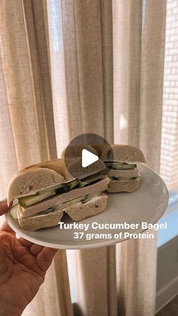 Naomi Gugliotta | Macro Coach on Instagram: "SAVE for a quick meal‼️ Turkey Cucumber Bagel Sandwich- I was always a fan of those little tea cucumber sandwiches, but they don’t have much protein so this simple sandwich came from that inspo- but packed with protein. 

I love sharing meals like this for y’all because maybe it will inspire you- you can change the ingredients up, add some extra flavors, etc… all while keeping it simple and learning that getting in your protein doesn’t have to be hard. 

Cals 437/ C 52/ P 37/ F 9

Exact ingredients for macros above: ⬇️

• 1 Dave’s Killer Plain Bagel: 11g protein 
• 40 grams 1/3 less fat cream cheese: 4g protein 
• 4 slices of Applegate Naturals Turkey Breast: 22g protein
• Cucumber slices
• EBTBS for topping 

Let me know if you make this simple Naomi Gugliotta, Cucumber Bagel, Ww Lunch, Plain Bagel, Cucumber Slices, Bagel Sandwich, Cucumber Sandwiches, Simple Sandwiches, Quick Meal