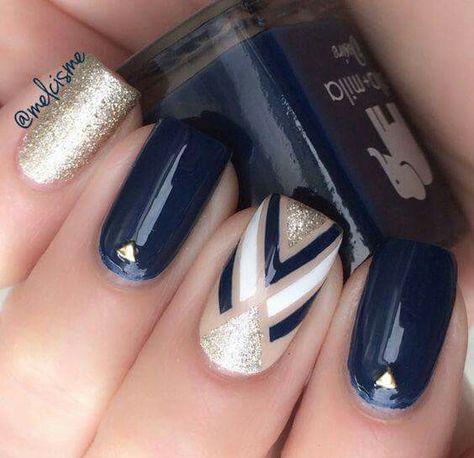 Beige marino... Navy Nails, Pumpkin Nails, Super Nails, Glitter Nail Art, Fancy Nails, Flower Nails, Nail Art Ideas, Blue Nails, Trendy Nails