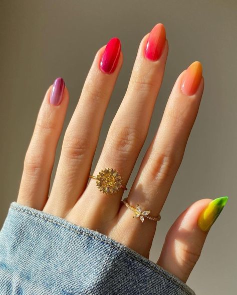 16 Multicolor Nail Ideas to Inspire Your Next Manicure - The Aesthetics of Joy by Ingrid Fetell Lee Nagellack Trends, Ombre Nail Designs, Jelly Nails, Trendy Nail Art, Gradient Nails, Rainbow Nails, Nail Designs Spring, Ombre Nails, Almond Nails