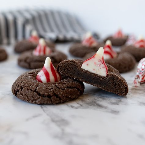 Peppermint Blossoms, Hershey Kiss Cookies, Cooking With Karli, Christmas Cookie Recipes Holiday, Peanut Butter Blossom Cookies, Chewy Chocolate Cookies, Blossom Cookies, Kiss Cookies, Peanut Butter Blossoms