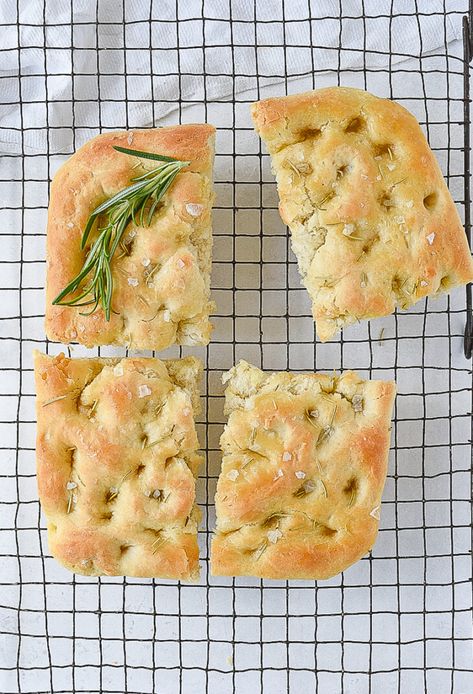 focaccia for two Single Serve Focaccia, Small Foccacia Recipe, Foccacia Bread Recipes Small Batch, Mini Foccacia Bread Recipes, Small Batch Focaccia Bread, Small Batch Focaccia, Mini Foccacia, Mini Focaccia, Focaccia Recipes