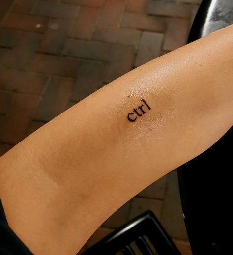 ctrl sza tattoo small Good Simple Tattoos For Men, Small 5 Tattoo, Self Ctrl Tattoo, First Tattoo Black Women, Sza Aesthetic Tattoo, Supermodel Tattoo Sza, Sza Singer Tattoo Ideas, Normal Girl Tattoo Sza, Ctrl Tattoo Ideas