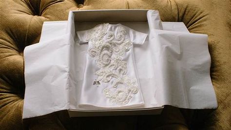 Each Angel Gown is presented to the family in simple, white boxes and white tissue paper. Repurpose Wedding Dress, Recycle Wedding Dress, Angel Baby Gowns, Angel Baby Patterns, Heart Sewing, Charity Sewing, Angel Dresses, Lilly Pad, Angel Gowns