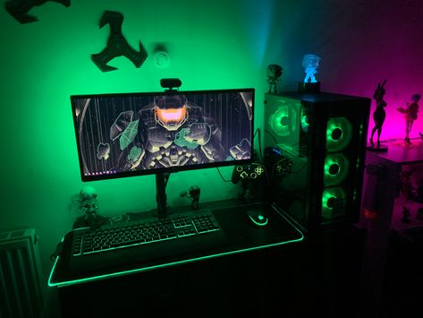 #rgb #green #pc #pcsetup #blackandpinkpcsetup #kawaii #gaming #gamergirl #halo #masterchief Green Gaming Aesthetic, Green Pc Setup, Green Gaming Setup, Luxury Future, Green Pc, Gaming Aesthetic, Purple Games, Tech Aesthetic, Gamer Room Decor