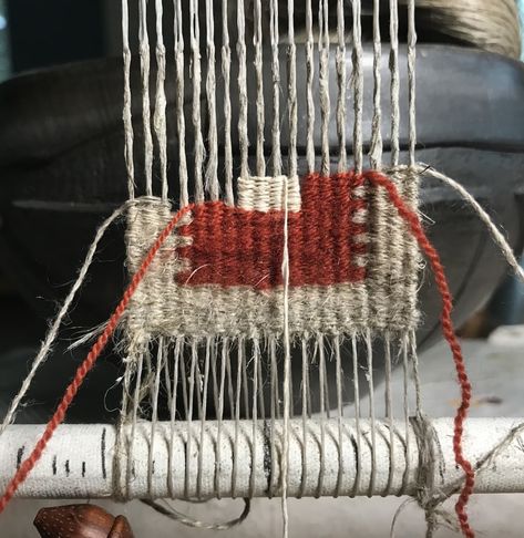 Tapestry Loom Weaving, Contemporary Tapestries, Tapestry Loom, Handwoven Tapestry, Weaving Loom Projects, Peg Loom, Weaving Wall Hanging, Weaving Tutorial, Weaving Loom