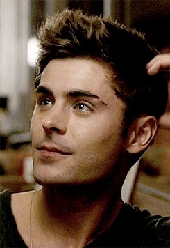 Zac Efron Gif, Zac Efron Hairspray, Zac Efron Pictures, Troy Bolton, Tiger Pictures, Baywatch, Zac Efron, Hot Actors, Chris Hemsworth