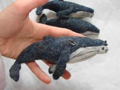 needle felted humpback whales – The Felting Shoe Fabric Taxidermy, Living Felt, Felt Creatures, Felt Ocean, Whale Pictures, Felted Projects, Felting Art, Needle Felting Ideas, Needle Felting Diy