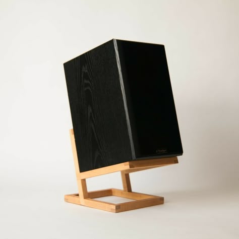 Mid Century Modern Speaker Stands, Desktop Speaker Stands, Speakers Stands Ideas, Diy Record Stand, Speaker Stands Ideas, Wood Speakers Design, Wooden Speaker Stands, Speakers Stands, Speaker Stands Diy