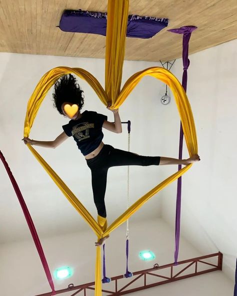 Aerial Silks Poses, Arial Silks, Aerial Silk, Air Sport, Aerial Acrobatics, Adventure Seeker, Aerial Dance, Aerial Arts, Aerial Hoop