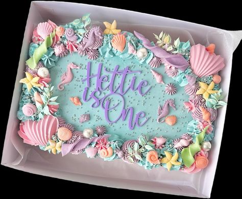 Mermaid Mini Cake, Mermaid Sheet Cake Ideas, Mermaid Baby Shower Cake, Thanksgiving Desserts Cake, Square Cake Design, Little Mermaid Birthday Cake, Pastel Rectangular, Art Birthday Cake, Little Mermaid Cake