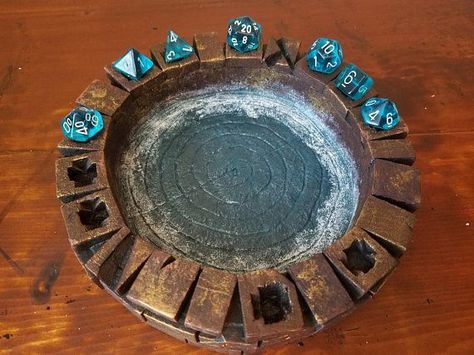 Dnd Diorama, Dm Outfits, Dungeons And Dragons Accessories, Dice Roller, Dnd Crafts, Dnd Stuff, Reclaimed Wood Projects, Dice Box, Dice Tray