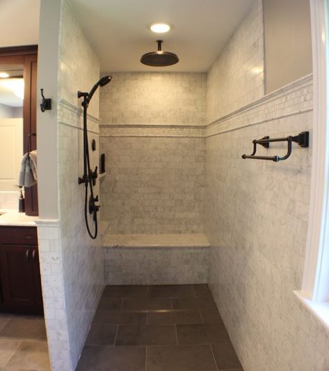 Showers Without Doors, Doorless Shower, Shower Box, Master Shower, Bad Inspiration, Bathroom Redesign, Master Bath Remodel, Bathroom Remodel Designs, Bathroom Remodel Shower