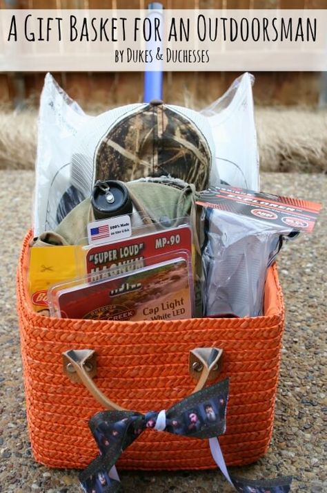 15 Unique Gift Basket Ideas | Budget Earth Fishing Gift Basket, Surprise Gifts For Him, Unique Gift Baskets, Boyfriend Gift Basket, Climbing Trees, Gifts For Guys, Raffle Baskets, Easy Camping, Hunting Gifts